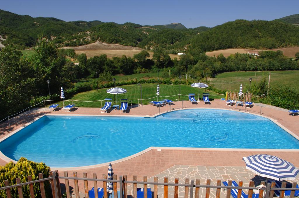 Agriturismo Ca Serrantonio Villa Urbania Buitenkant foto